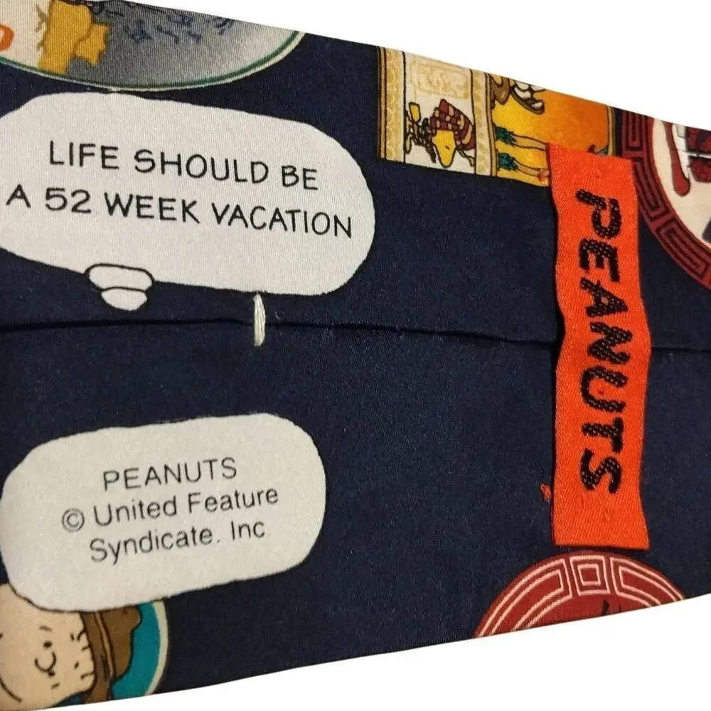 Vintage Peanuts Charlie Brown and Gang World Vacation Men's Tie
